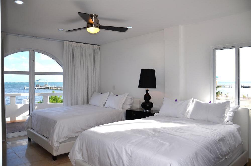 Sands Villas San Pedro  Extérieur photo